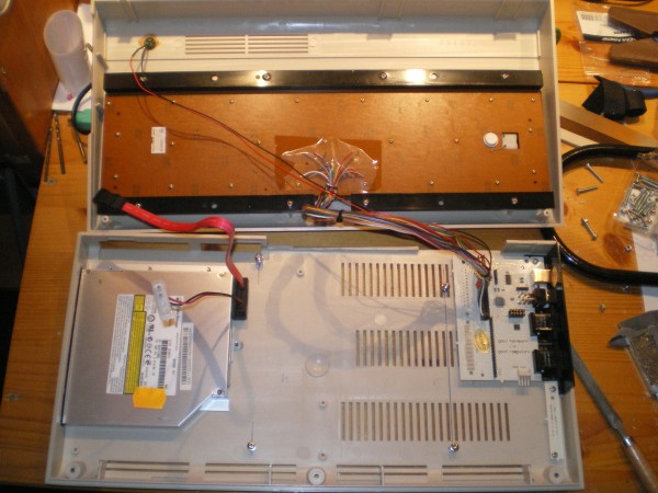 DVD- Laufwerk eingebaut